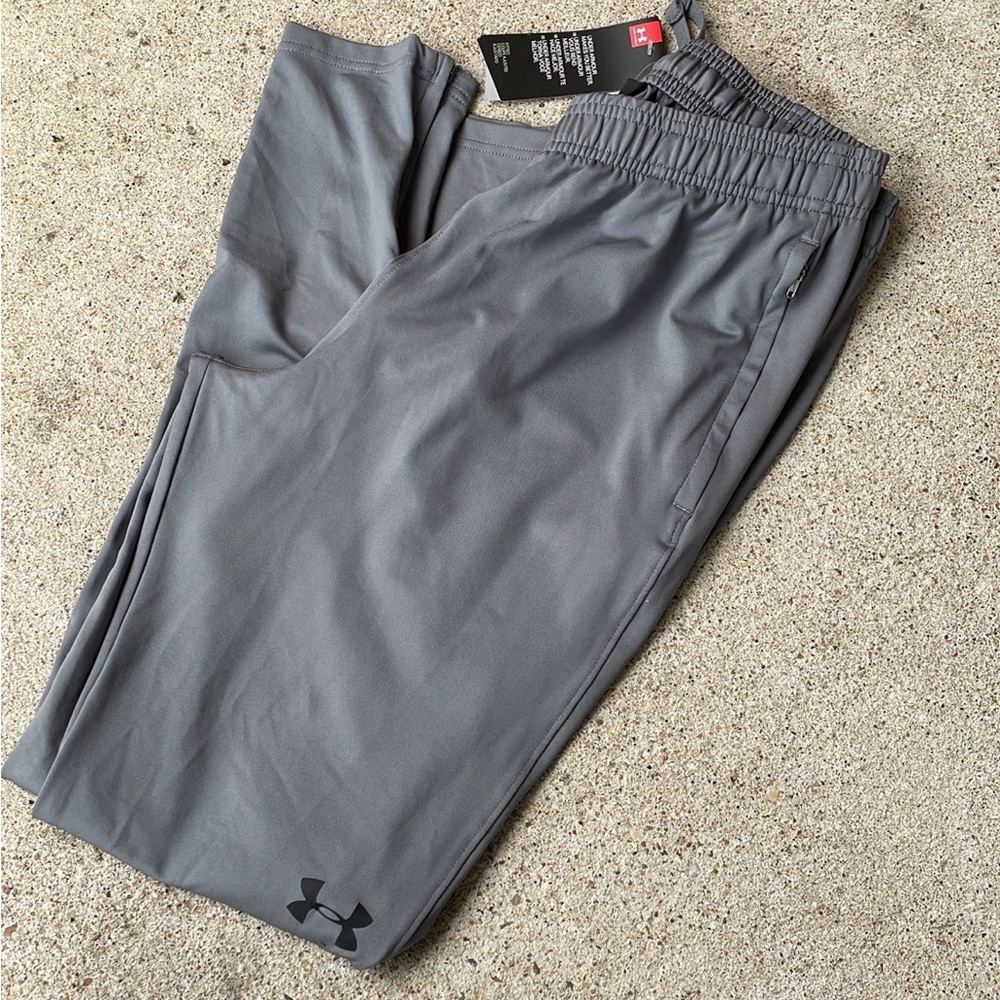 NWT Under Armour athletic pant. Sz medium.